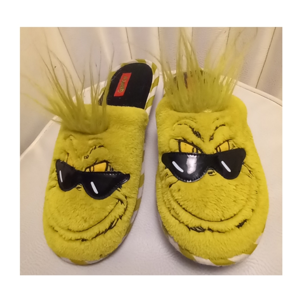 Dr. SEUSS GRINCH MEN'S SLEEPPERS SHOES SIZE 7-8